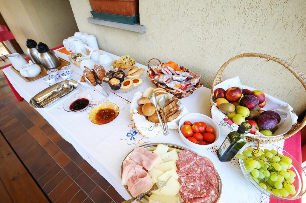 فندق هوتل بريمافيرا Barberino di Val dʼElsa المظهر الخارجي الصورة