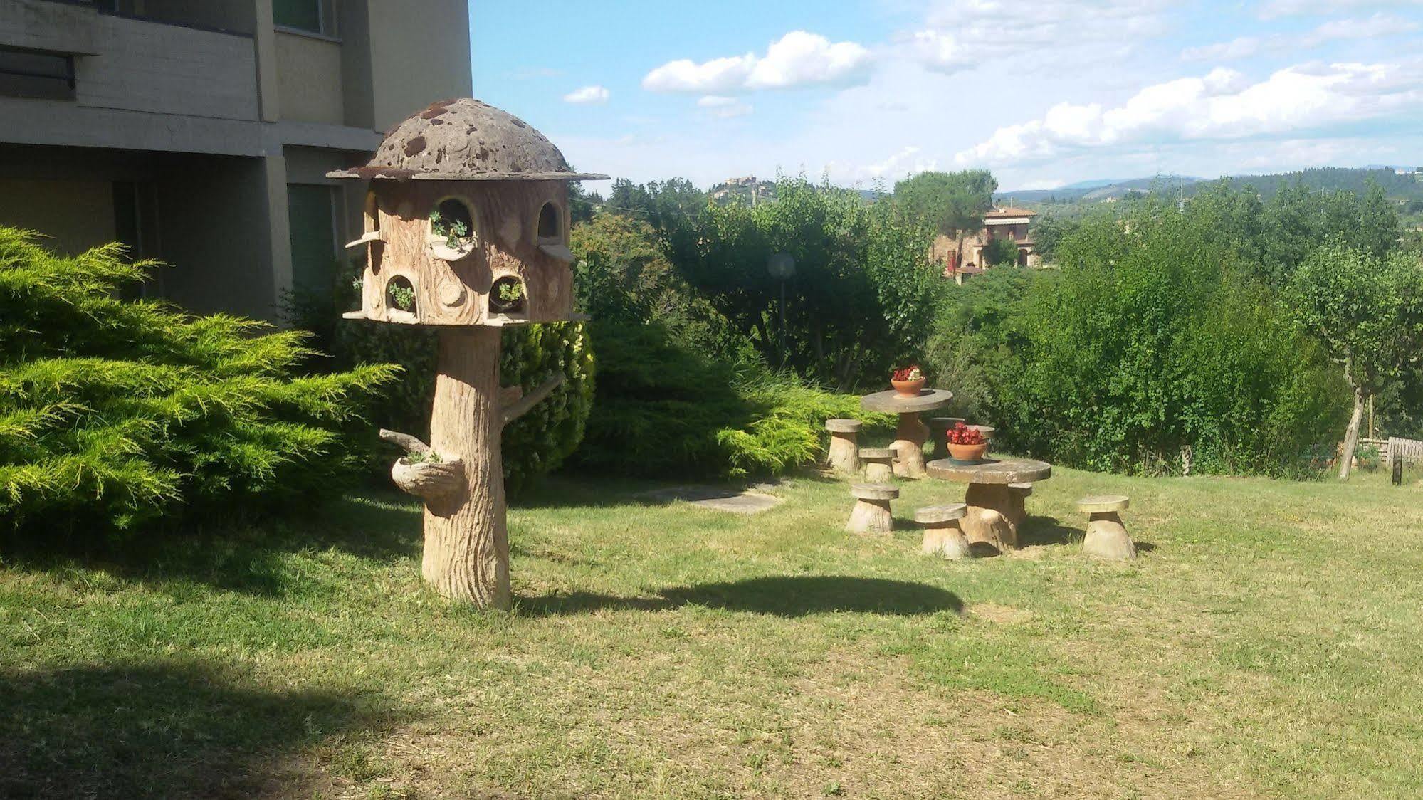 فندق هوتل بريمافيرا Barberino di Val dʼElsa المظهر الخارجي الصورة